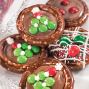 Image of prepared Holiday Pretzel Rings